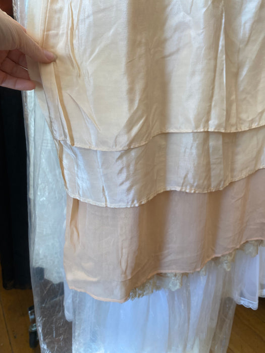 1920's Peach Silk Chiffon Flapper Dress With Antique Lace / Medium