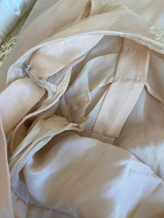 1920's Peach Silk Chiffon Flapper Dress With Antique Lace / Medium