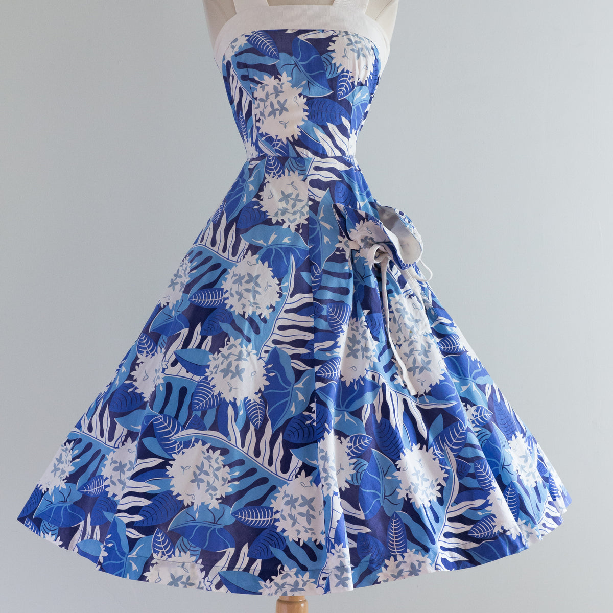 Retro hot sale hawaiian dress