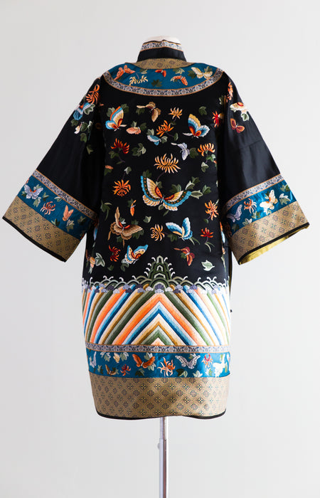 Stunning Vintage Silk Embroidered Chinese Jacket / Medium