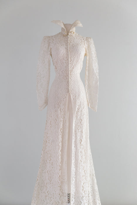 Exquisite 1930's Ivory Lace Wedding Gown With Wicked Collar and Buttons Down the Front  / Waist 26