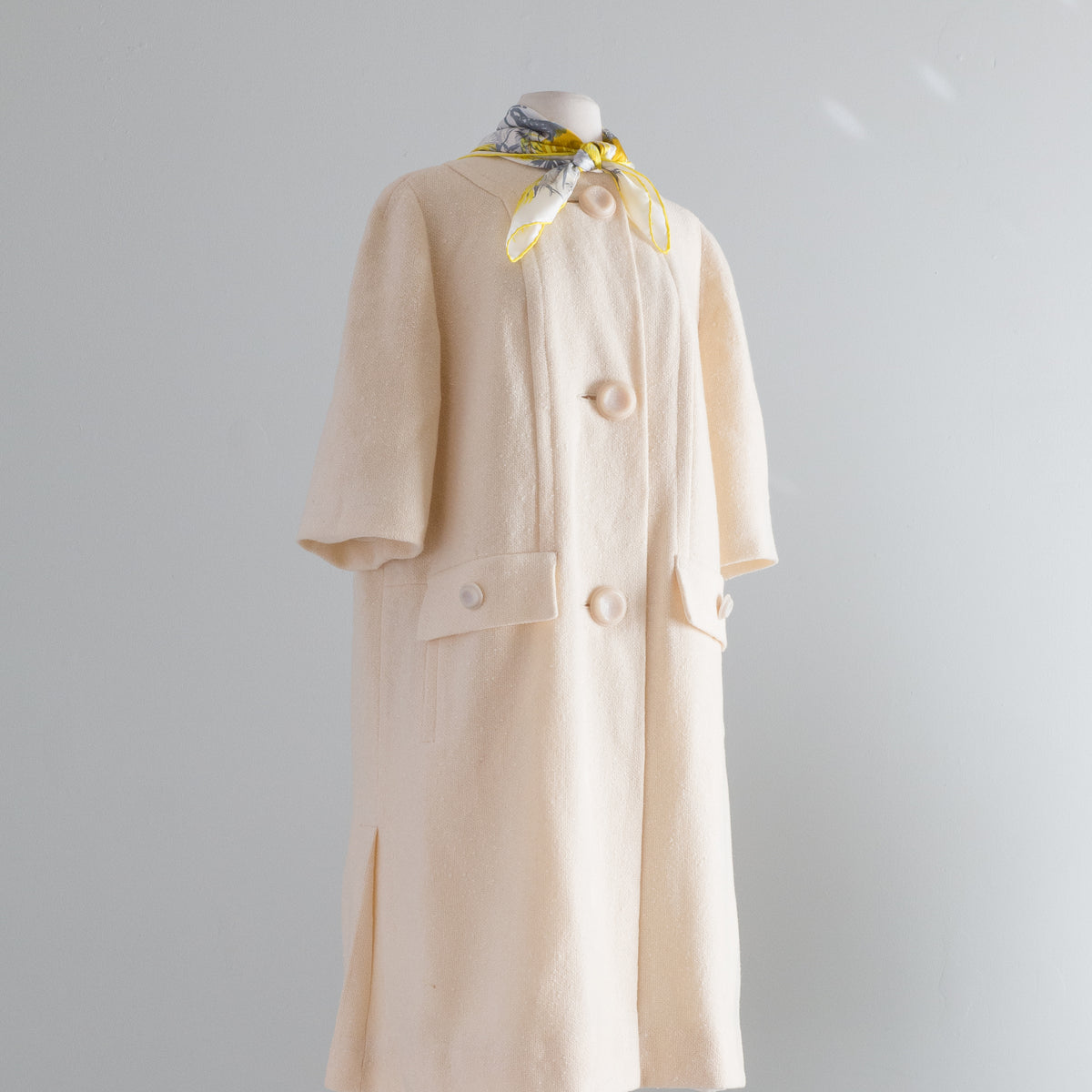 Y*Y様 comme ca du mode archive wool coat Timeless Chic 1960's Vanilla Wool Coat With Big Buttons / Large