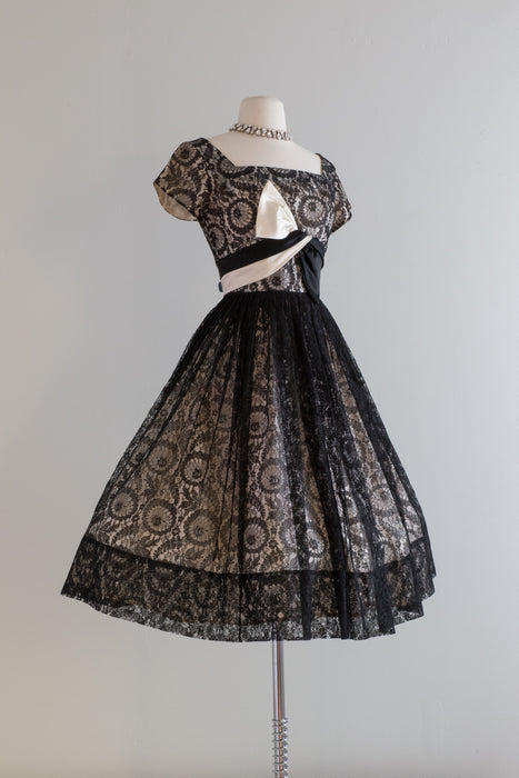 Stunning 1950's Black & White Lace Party Dress With Full Skirt / Waist 26"