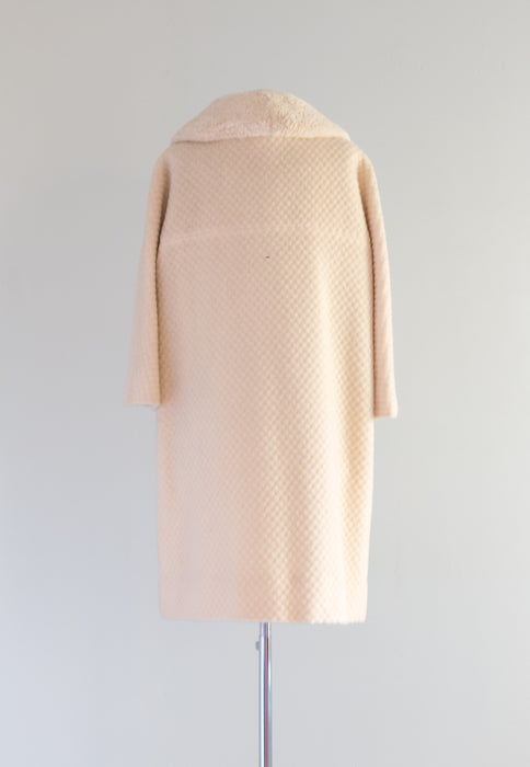1960's Ivory Wool Cocoon Coat With Beaver Fur Trim and Collar / M