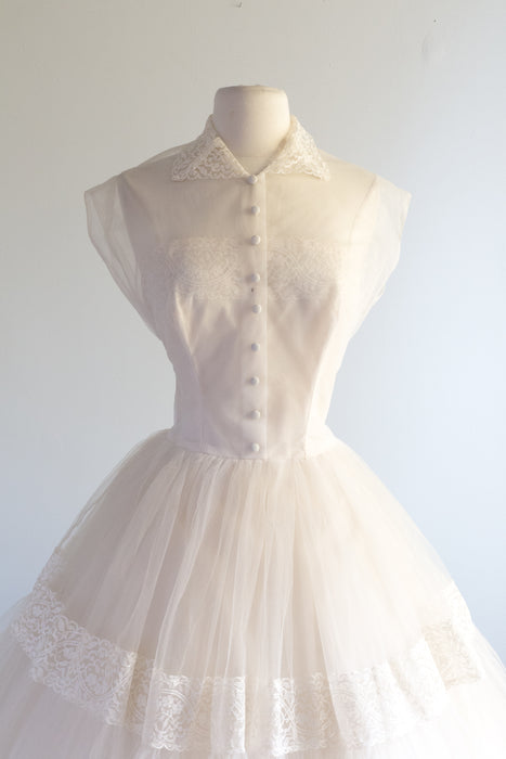 1950's Tiered Lace Button Collar Cap Sleeve Wedding Dress / Waist 27