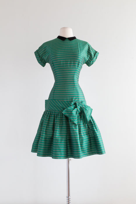 Fabulous 1950's Holiday Party Dress In Evergreen / Small