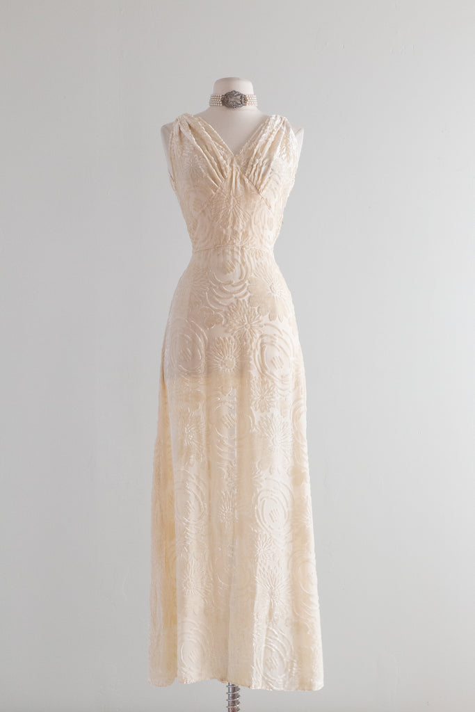 ivory velvet dress Rare 1930's Burnout Wedding Gown / Waist 26 – Xtabay Vintage Nubuck Leather Mesh Long Sleeve Structured KissProm presents this velvet color:Brown & Cream