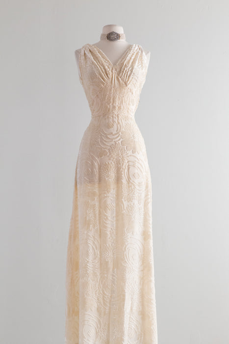 Rare 1930's Ivory Burnout Velvet Wedding Gown / Waist 26