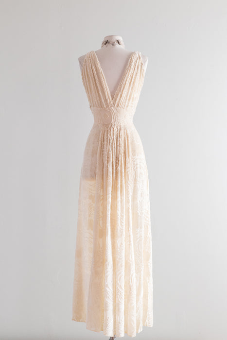 Rare 1930's Ivory Burnout Velvet Wedding Gown / Waist 26 – Xtabay Vintage Rare 1930's Ivory Burnout Velvet Wedding Gown / Waist 26 – Xtabay Vintage