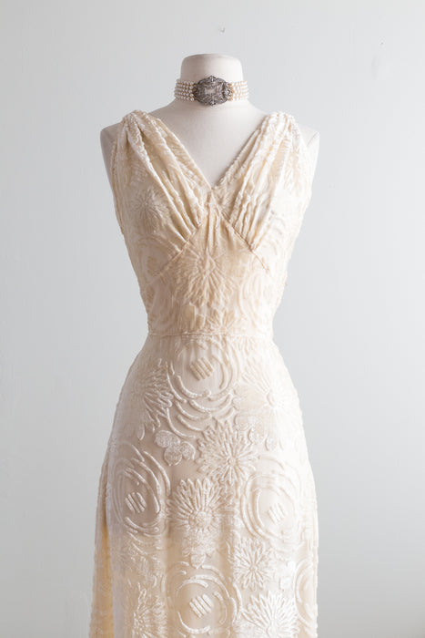Rare 1930's Ivory Burnout Velvet Wedding Gown / Waist 26 Xtabay Vintage Rare 1930's Ivory Burnout Velvet Wedding Gown / Waist 26 Xtabay Vintage