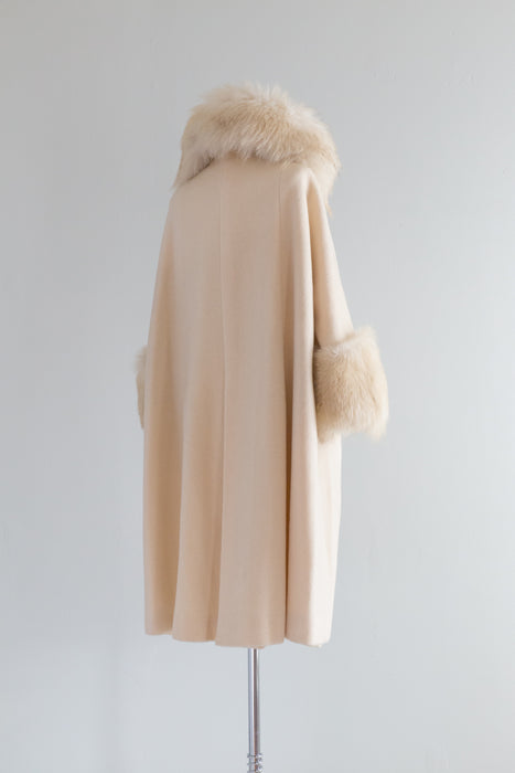 Divine Early 1960's Ivory Cuddlecoat With Huge Fox Collar & Cuffs