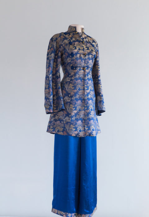 1940's Chinese Silk Loungewear Set With Jacket and Pants / Small