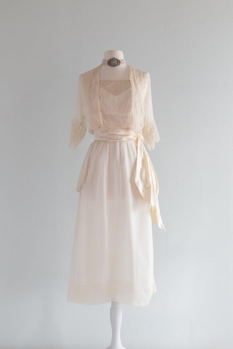 Exquisite Antique Edwardian Silk and Lace Wedding Dress / Small