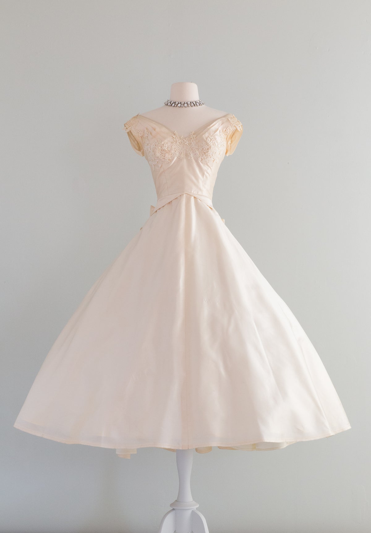 Stunning 1950's Ivory Silk Organza Tea Length Wedding Dress / XS ...