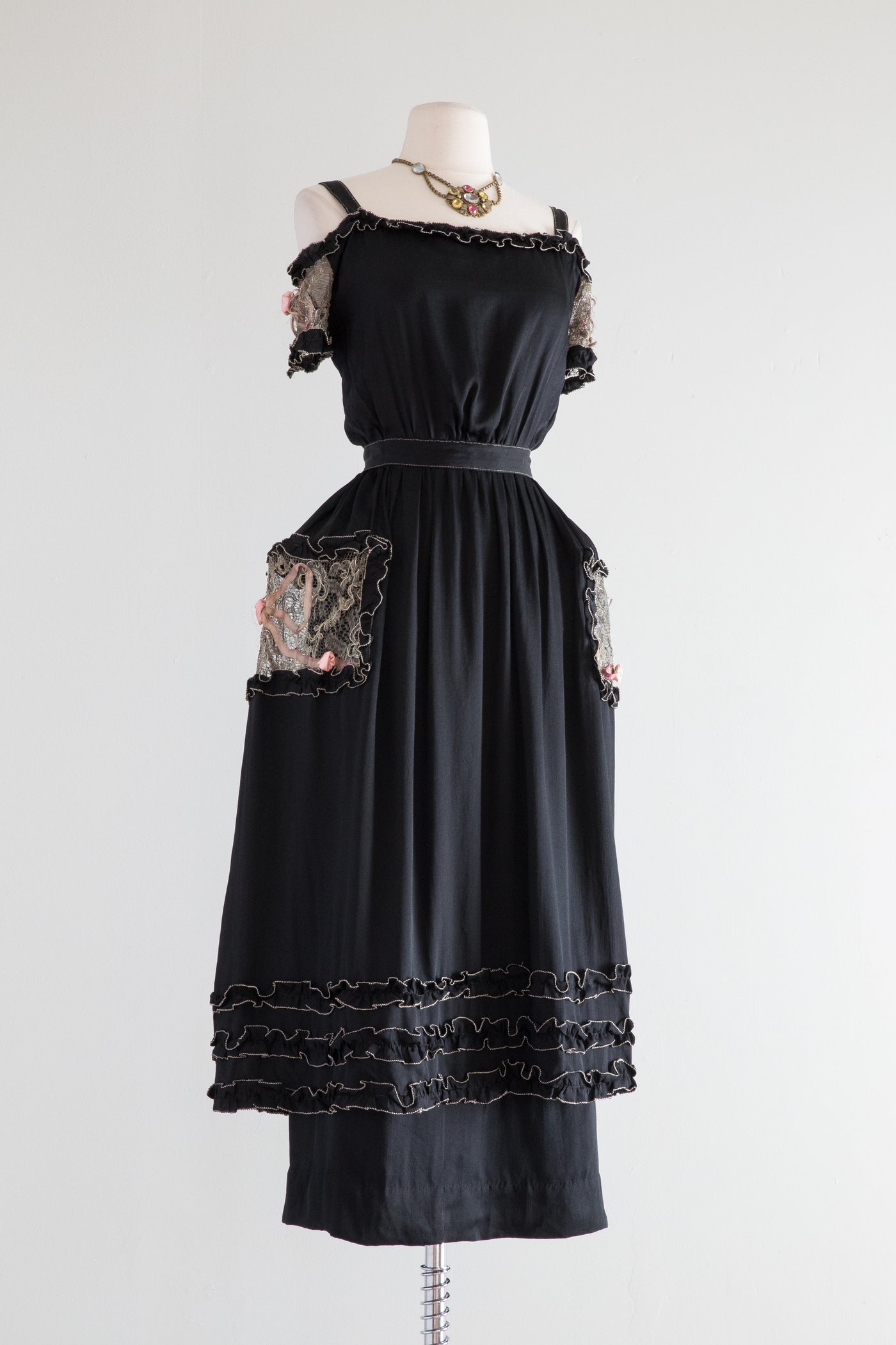 Rare Late Edwardian Robe de Style Silk Evening Dress With Panniers / S ...