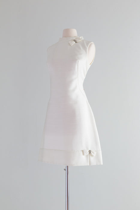 Fabulous 1960's White Shift Dress With Rhinestone Bows / Medium