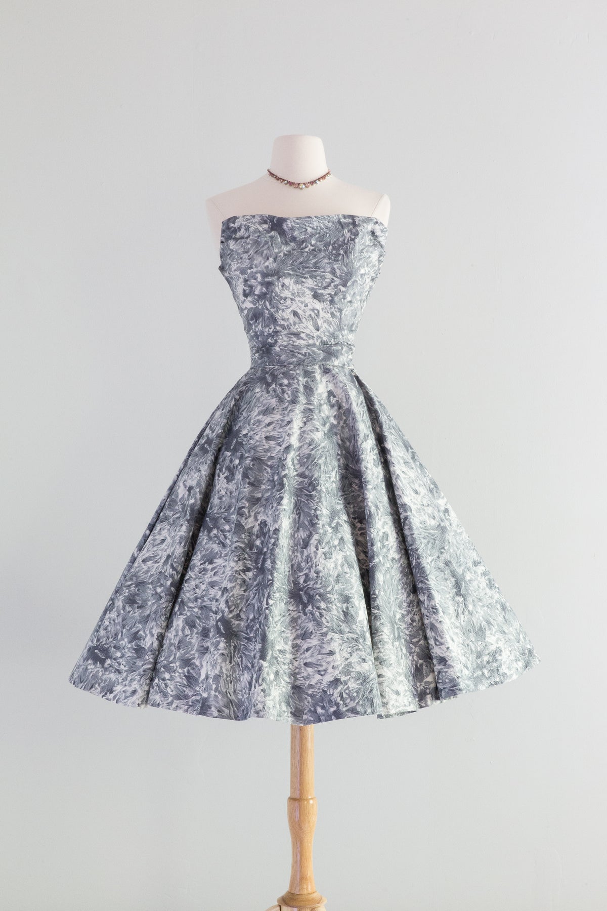 strapless 50s dress Stunning 1950's Fred Perlberg Cotton Party / Waist 26