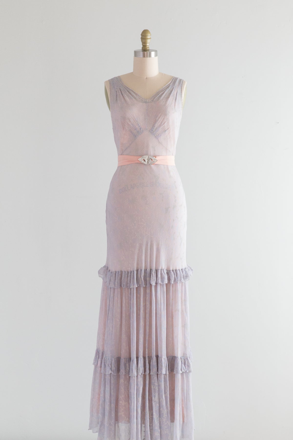 Vintage 1930's Silk Chiffon Bias Cut Gown With Dreamy Floral Motif / S –  Xtabay Vintage