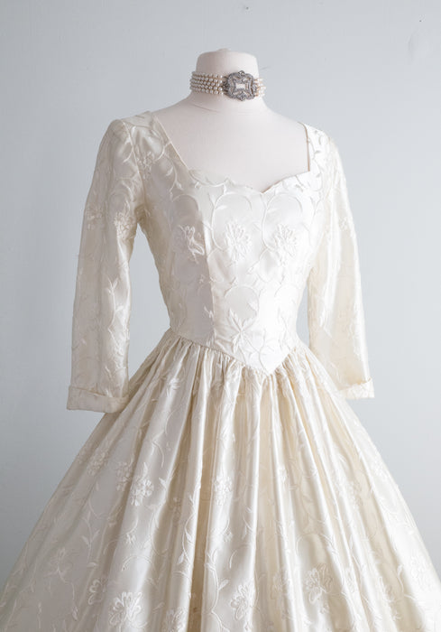 1950's Embroidered Slipper Satin Princess Wedding Dress / Small