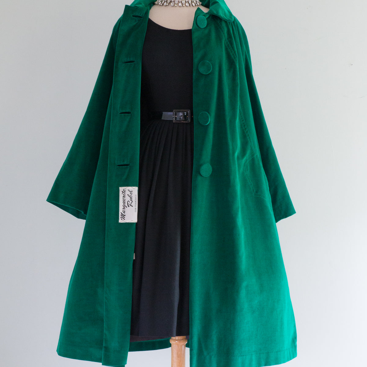 完売argue MY CUSTOM MODS COATVEST SETカーキ Iconic Emerald Green Velvet Swing Coat By Marguerite Rubel / ML