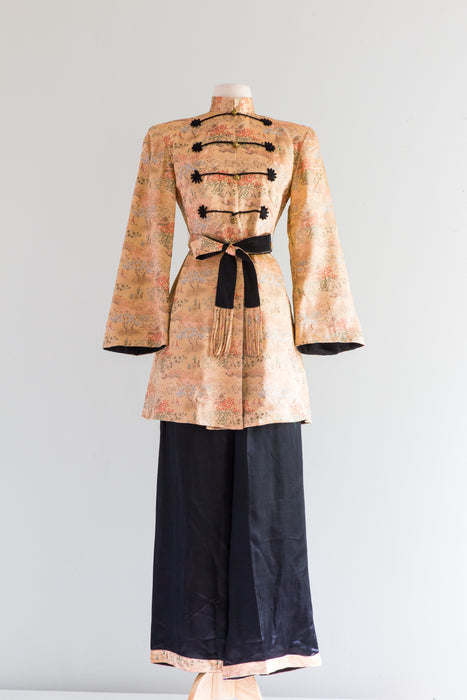Divine NOS 1940's Chinese Silk Loungewear Set With Jacket and Pants / Medium