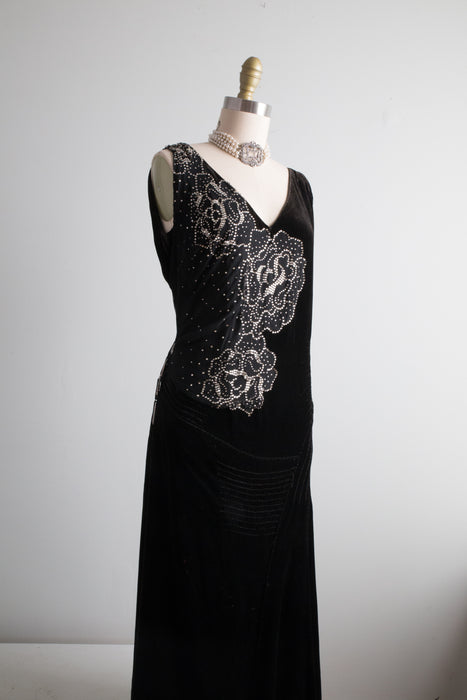 RARE 1920's Silk Velvet Flapper Dress With Rhinestones / Medium