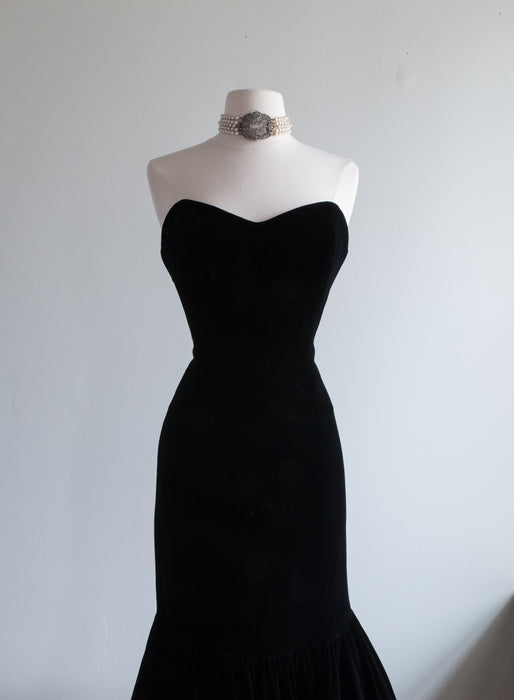 Sublime Vintage Black Velvet Mermaid Gown By Patricia Rhodes / Small