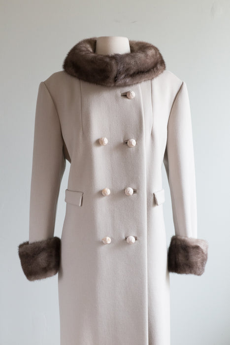 Elegant Oyster Wool Coat With Silver Mink Collar & Cuffs / ML