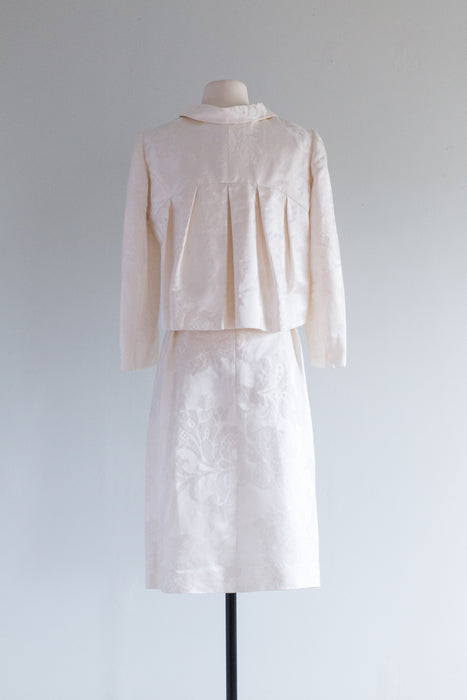 Stunning Oscar de la Renta Wedding Suit in Ivory Silk Brocade / Size 8