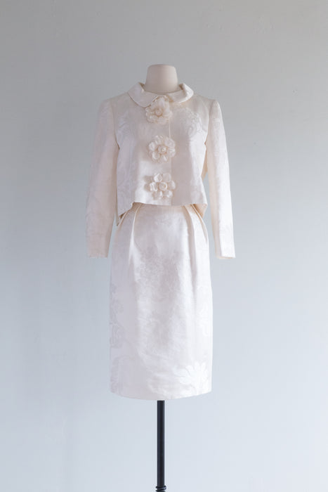 Stunning Oscar de la Renta Wedding Suit in Ivory Silk Brocade / Size 8