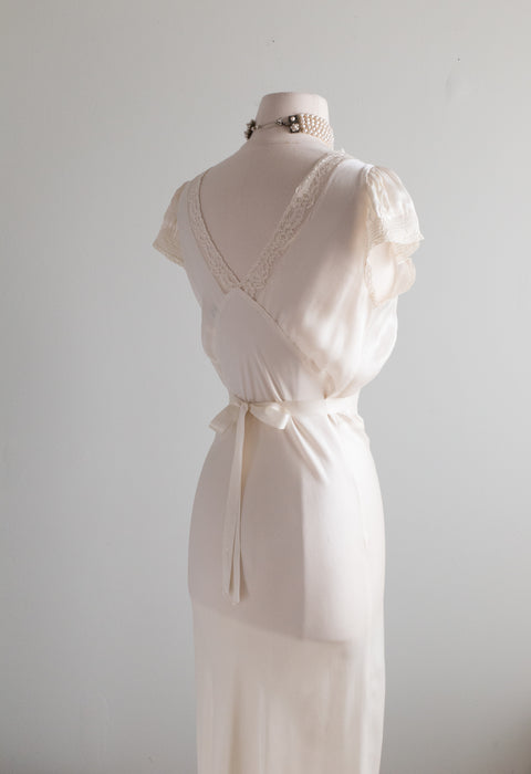 Gorgeous 1930's Bias Cut Ivory Satin Slip Dress Night Gown / Small