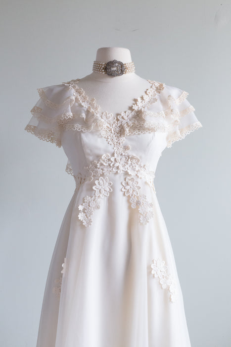 Dreamy 1970's Bridal Originals Wedding Gown With Lace Appliques / Small