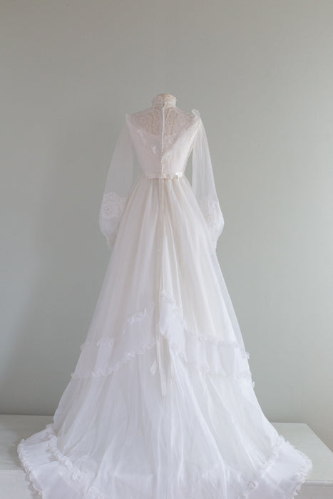 Dreamy 1970's Bridal Originals Wedding Gown With Lace Appliques / Small