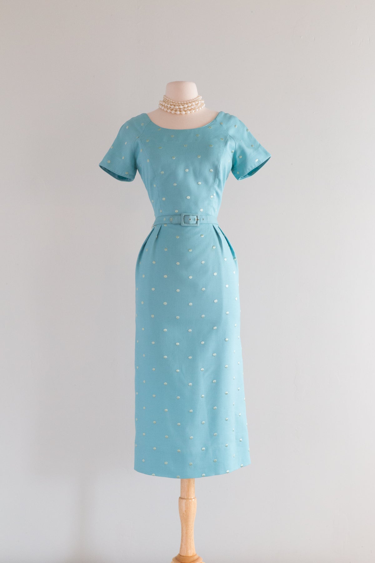 Vintage 1950's Robin's Egg Blue Polka Dot Wiggle Dress / ML – Xtabay Vintage