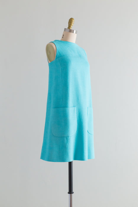 Darling 1960's MOD Robin's Egg Linen Shift Dress / XS