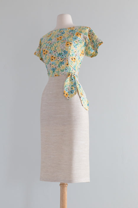 Beautiful Early 1960's Spring Floral Print Wiggle Dress / Medium