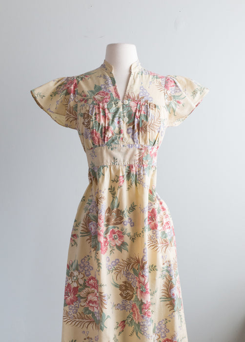 Lovely 1970's Cotton Floral Day Dress / SM