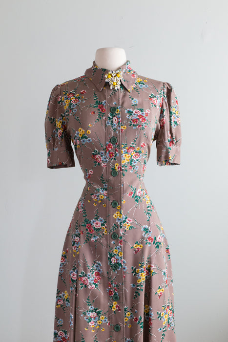 Beautiful 1940's Style Rayon Floral Print Day Dress / Medium