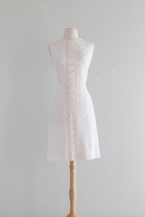 The Perfect 1960's Eyelet Shift Dress / SM