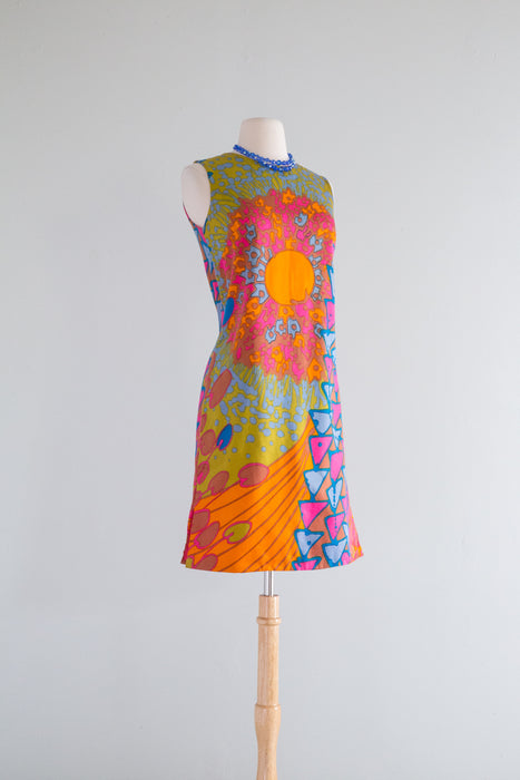 Fantastic 1960's Art Print Cotton Shift Dress / Small