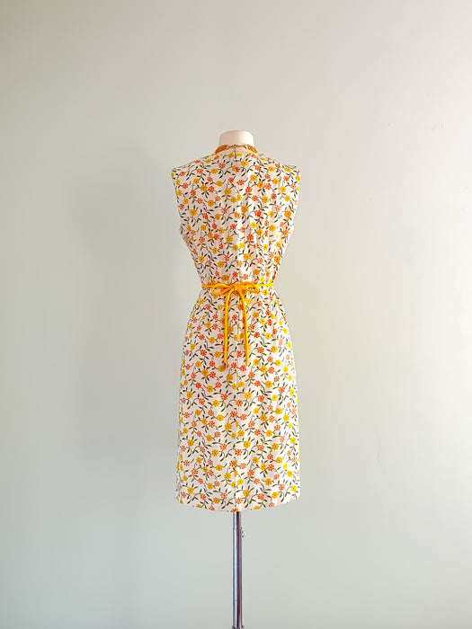 1960's Sunshine Daisy Shift Dress by Career Casuals/ Sz M