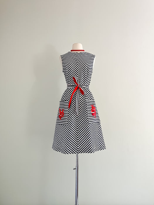Sweet 1960's Montgomery Ward Chevron Stripe Shift Dress / Sz L
