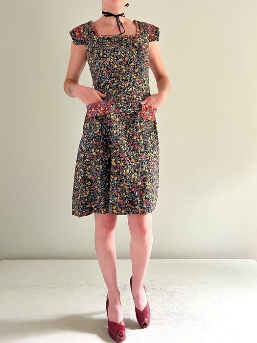 Sweetest 1970's Floral Cotton Picnic Dress / Small