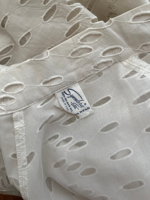 FAB 1960's PALM SPRINGS Symbra White Cotton Eyelet Two Piece Pant Suit / Medium