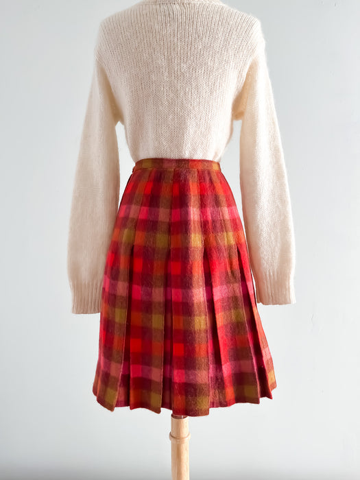 1960's Bold Plaid Pleated Wool Skirt / Sz S