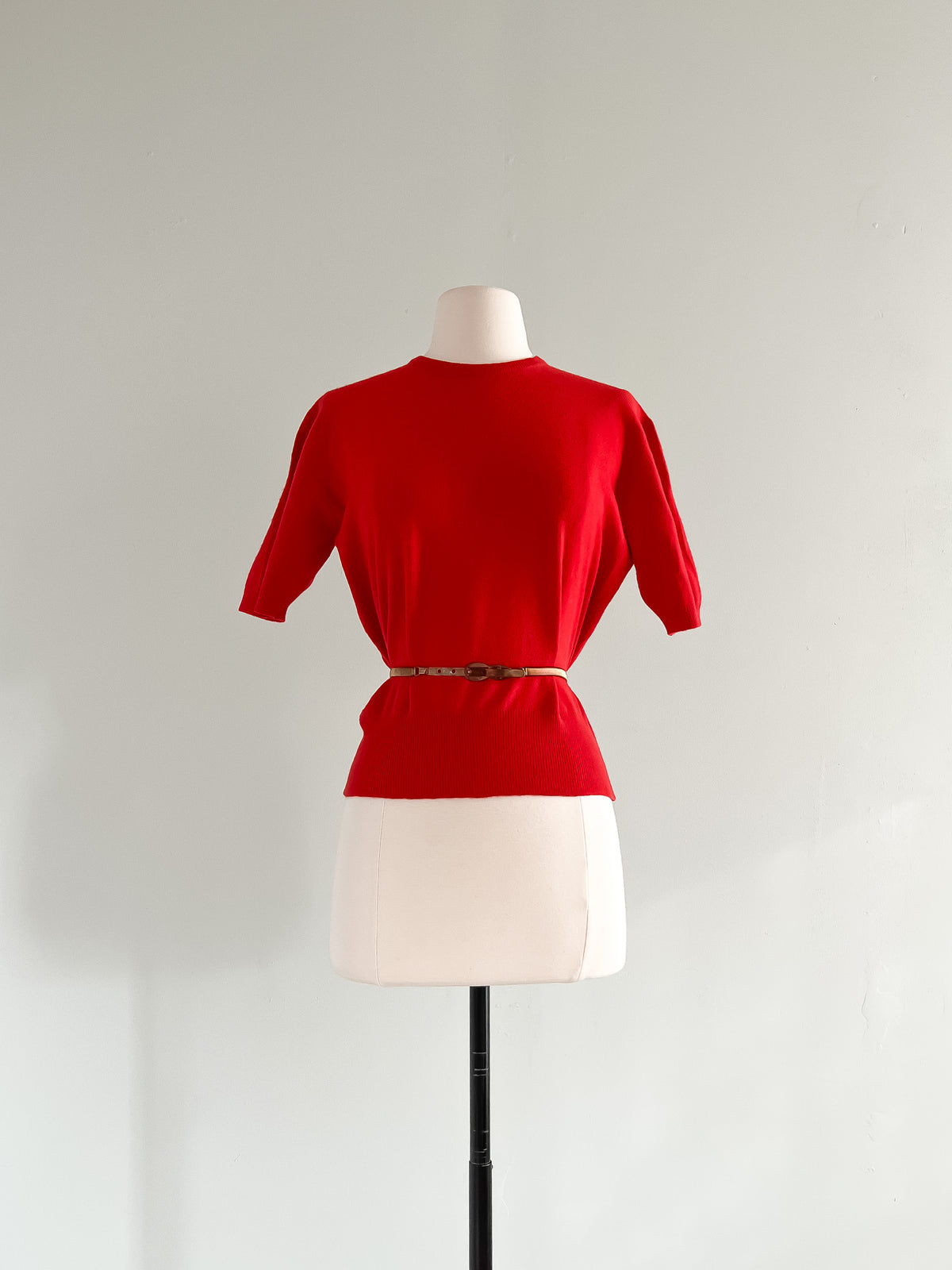 Sweet Scarlet Red Cashmere Short Sleeve Knit Pullover Sweater / Sz