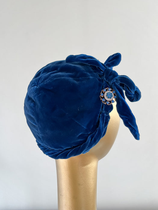 Elegant 1930's Blue Silk Velvet Evening Cap / OS