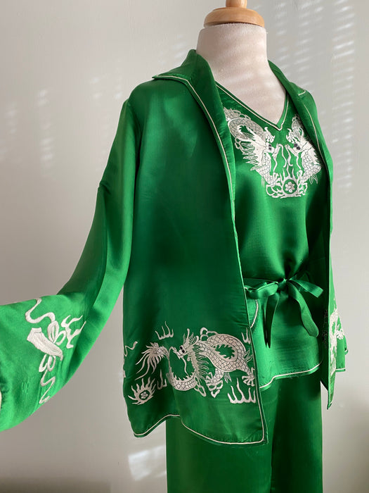 Fabulous 1930's Brilliant Green Silk Embroidered Chinese Loungewear Set / Small