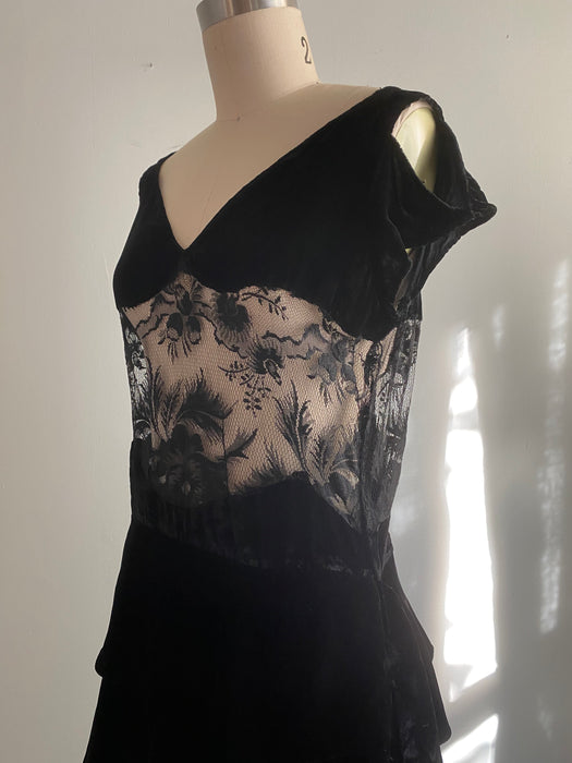 Rare 1920's Silk Velvet Evening Dress With Burnout Velvet Netting / SM
