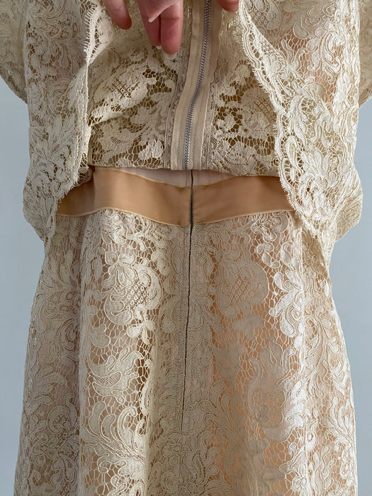 Elegant 1960's Ivory Lace Cocktail Dress With Vanilla Velvet Bow / L